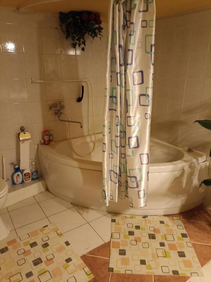 Toth Apartman Telkibanya Exterior photo
